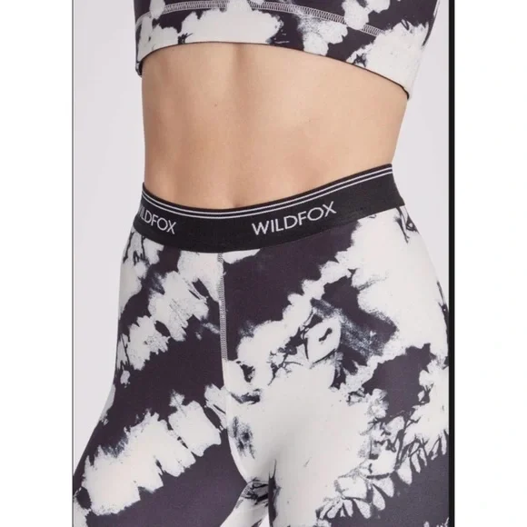 Wildfox High Waist Black And White Splatter Tie Dye 7/8 Leggings and Crop Top - Picture 2 of 10